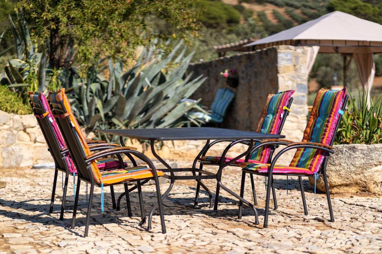 Hacienda La Buena Vida B&B En Appartementen Algarinejo Zewnętrze zdjęcie