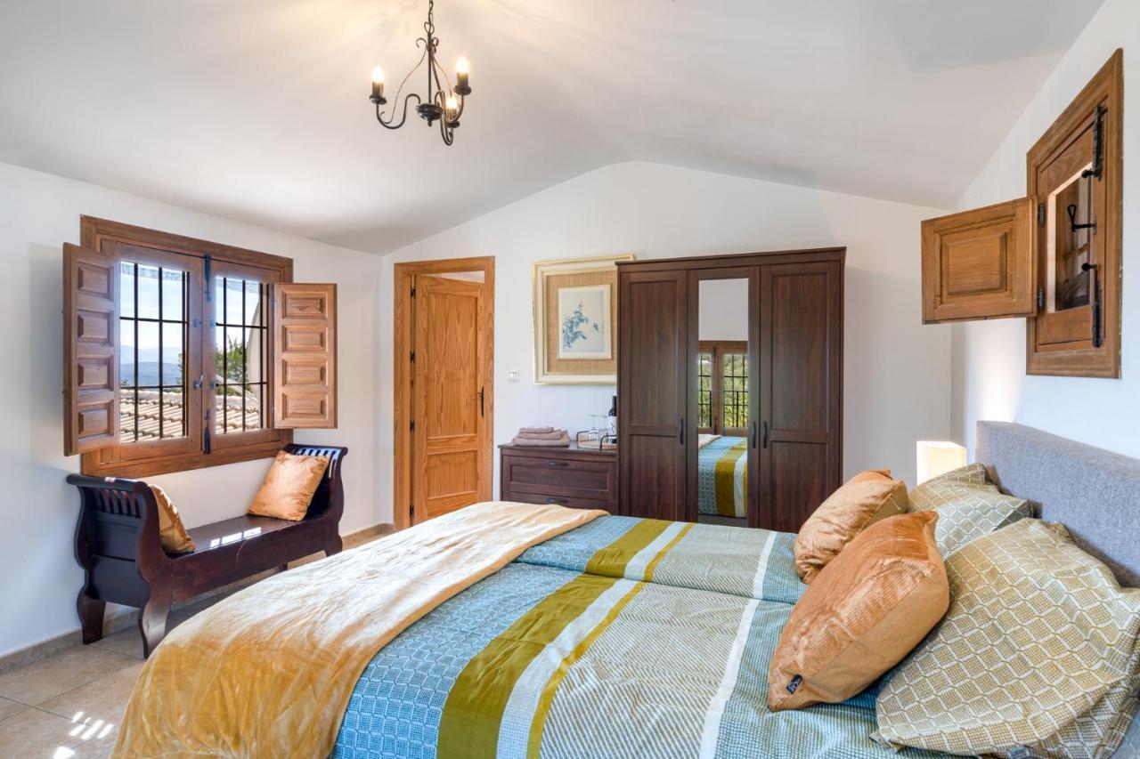 Hacienda La Buena Vida B&B En Appartementen Algarinejo Zewnętrze zdjęcie