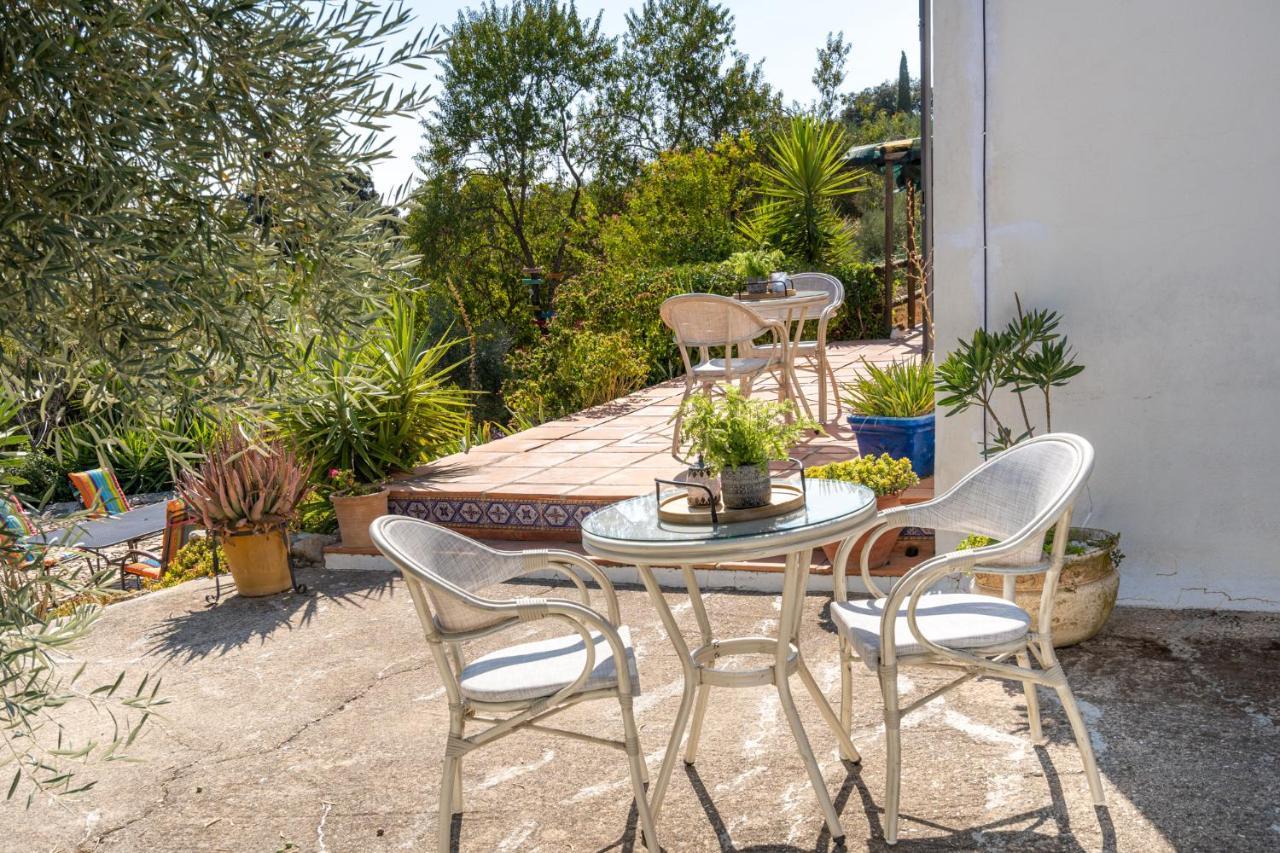 Hacienda La Buena Vida B&B En Appartementen Algarinejo Zewnętrze zdjęcie
